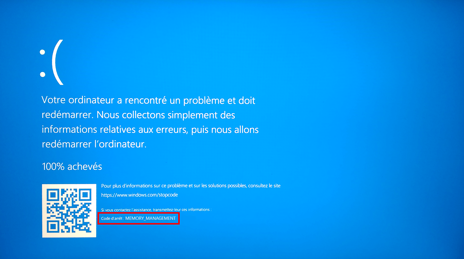 Memory код. Синий экран Windows 10. Синий экран stopcode. Www.Windows.com/stopcode Windows 10. Https://www.Windows.com/stopcode.