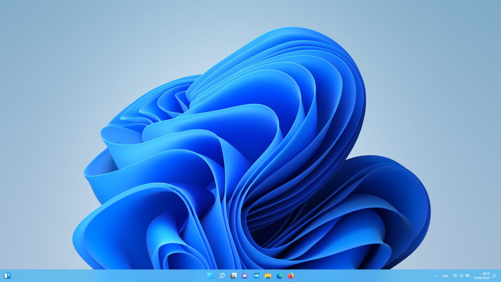 Bureau Windows 11 vierge sans raccourcis ni fichier ou dossier